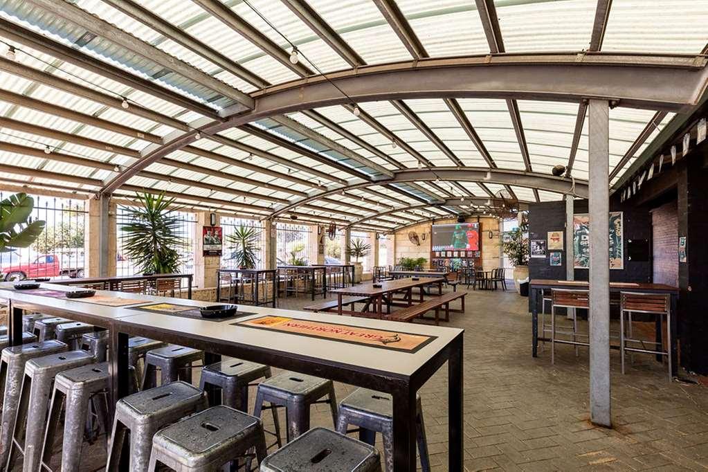 Nightcap At Wintersun Hotel Geraldton Restaurant photo